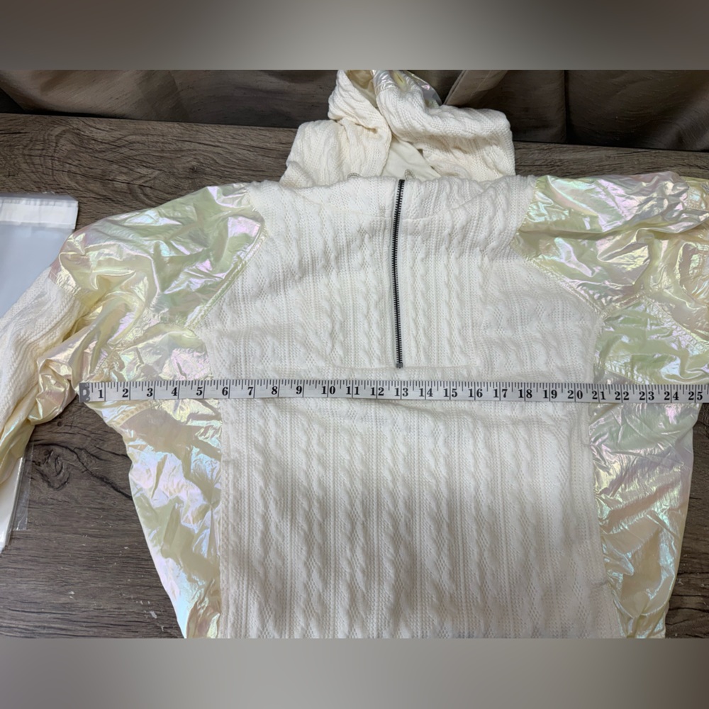 Free People Movement Women's Sweetest Pulllover size xs - Picture 8 of 10